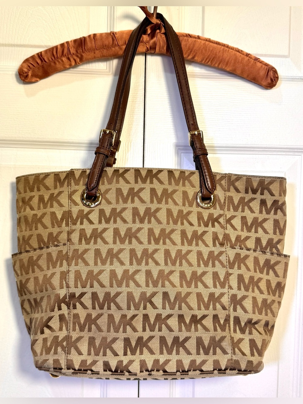 Michael Kors Signature MK Tote Shoulder Bag Medium Brown